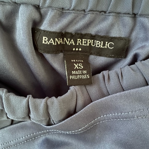 Banana Republic Pleated Blue-Gray Miniskirt - Picture 3 of 3